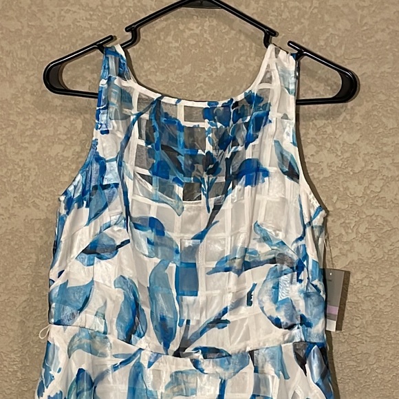 Danny and Nicole midi dress - Picture 5 of 5